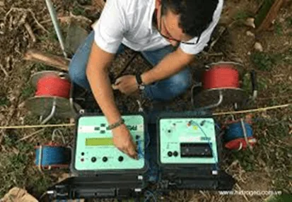 PROSPECCIÓN ELÉCTRICA PARA CAMPOS DE PETRÓLEO Y GAS